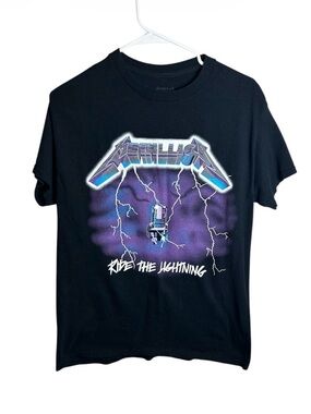 Black Metallica Ride The Lightning Album Cover Tshirt Size Medium